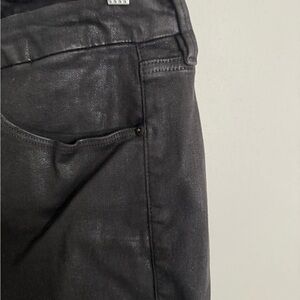 Good American size 18 coated black jeans